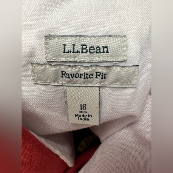 L.L. Bean Women's Salmon Flat Front Shorts- Favorite fit,‎ Size:18 Reg - Picture 3 of 4